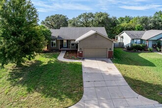 11907 W Jewell St in Wichita, KS - Building Photo - Building Photo