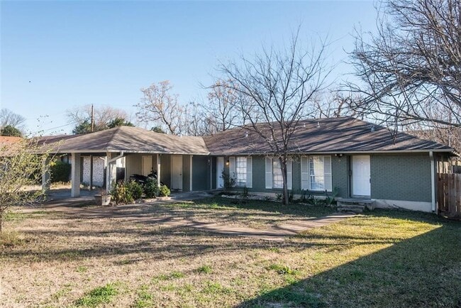 property at 9007 Little Walnut Pkwy
