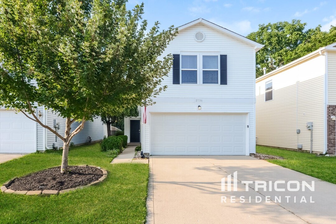 2736 Redland Ln in Indianapolis, IN - Foto de edificio