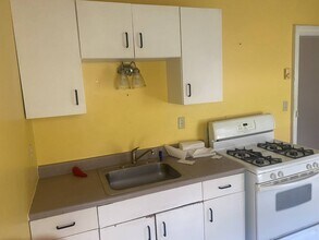 337 Bleecker St in Gloversville, NY - Building Photo - Building Photo