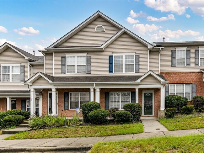 3516 Calpella Ct in Charlotte, NC - Building Photo - Building Photo