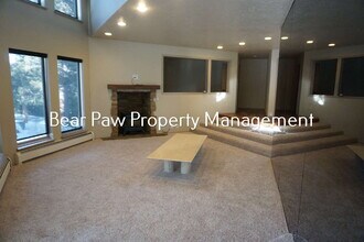 1617 Shooting Star Dr in Golden, CO - Building Photo - Building Photo