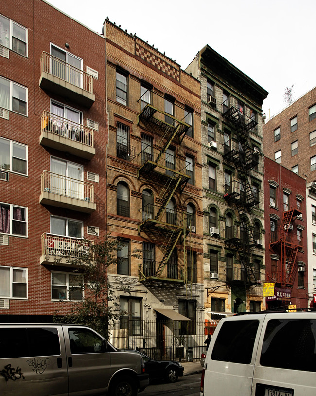 28 Rutgers St in New York, NY - Building Photo - Building Photo