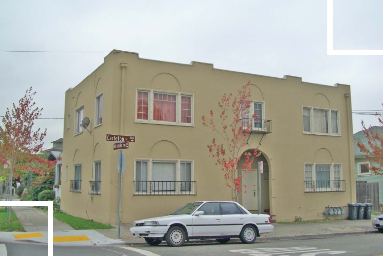 2630 Martin Luther King Jr Way in Berkeley, CA - Foto de edificio