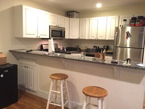 66 Egmont St, Unit 4 in Brookline, MA - Building Photo - Building Photo