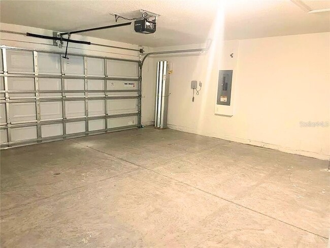 5421 Salt Plains Ct in Wimauma, FL - Building Photo - Building Photo