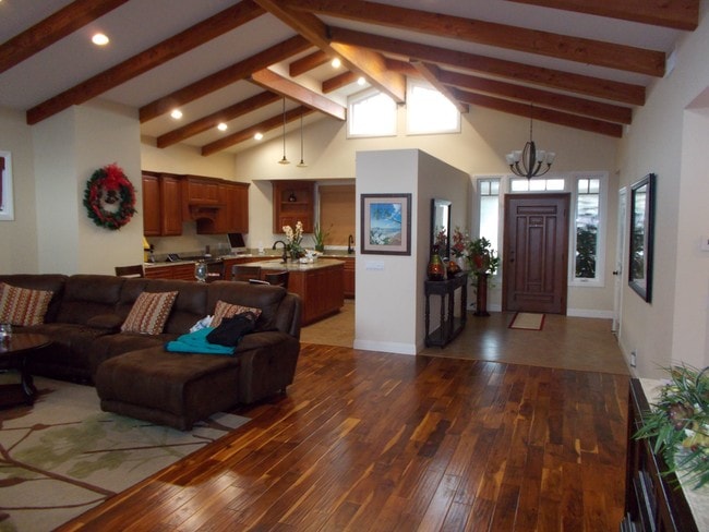 504 El Modena Ave in Newport Beach, CA - Building Photo - Building Photo