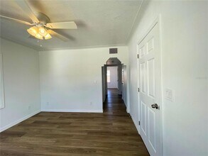 150 E Madeira Ave in Madeira Beach, FL - Building Photo - Building Photo