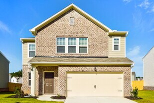 941 Feldman Chase in Loganville, GA - Building Photo