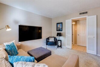 4215 Avondale Ave in Dallas, TX - Building Photo - Building Photo