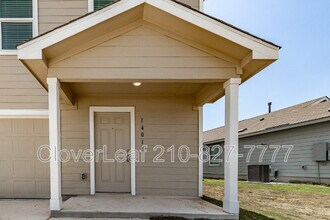 14018 Piglet Trl in San Antonio, TX - Building Photo - Building Photo