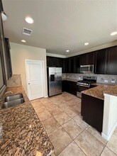 8520 White Ibis Dr in Austin, TX - Building Photo - Building Photo