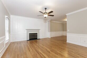 3617 Dewing Dr in Raleigh, NC - Foto de edificio - Building Photo