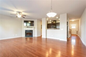 2394 Whiteoak Ct SE in Smyrna, GA - Building Photo - Building Photo