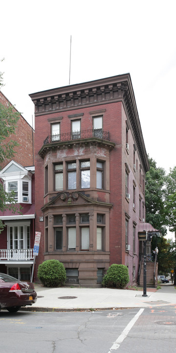 294 State St in Albany, NY - Building Photo