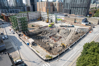 Tower C in Toronto, ON - Building Photo - Building Photo