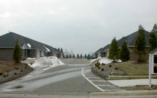 Mount Vernon Estates in Norton, OH - Foto de edificio - Building Photo