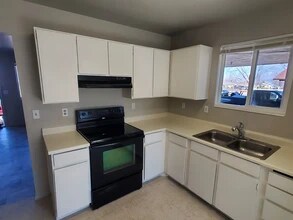 4501 W 5175 S in Salt Lake City, UT - Building Photo - Building Photo