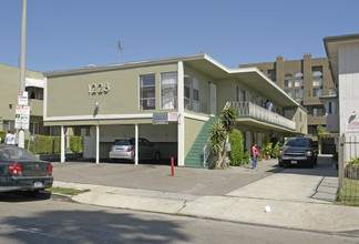 1228 N Mccadden Pl in Los Angeles, CA - Building Photo - Building Photo