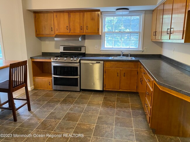 property at 515 Newman Springs Rd