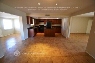 5902 W Highland Ave in Phoenix, AZ - Building Photo - Building Photo