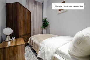 Room in Shared 4 bed/2 bath home in New York, NY - Building Photo