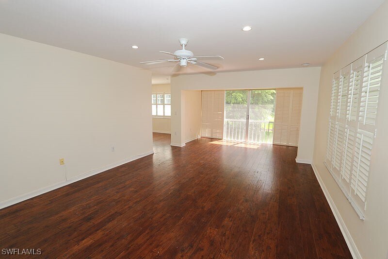 4160 Crayton Rd in Naples, FL - Building Photo