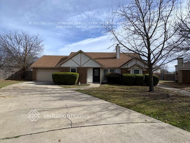 property at 525 E Jay Ct