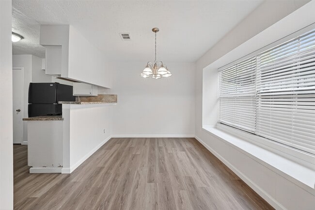property at 22022 Kenlake Dr