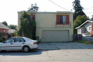 224 Santa Maria Ave Apartments