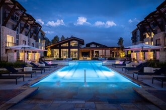 Creekside Park The Grove in The Woodlands, TX - Foto de edificio - Building Photo