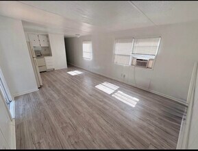 215 Weeks Rd in Cleburne, TX - Building Photo - Building Photo