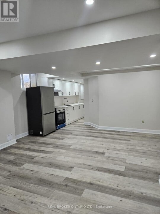 63 Hildred St in Welland, ON - Building Photo