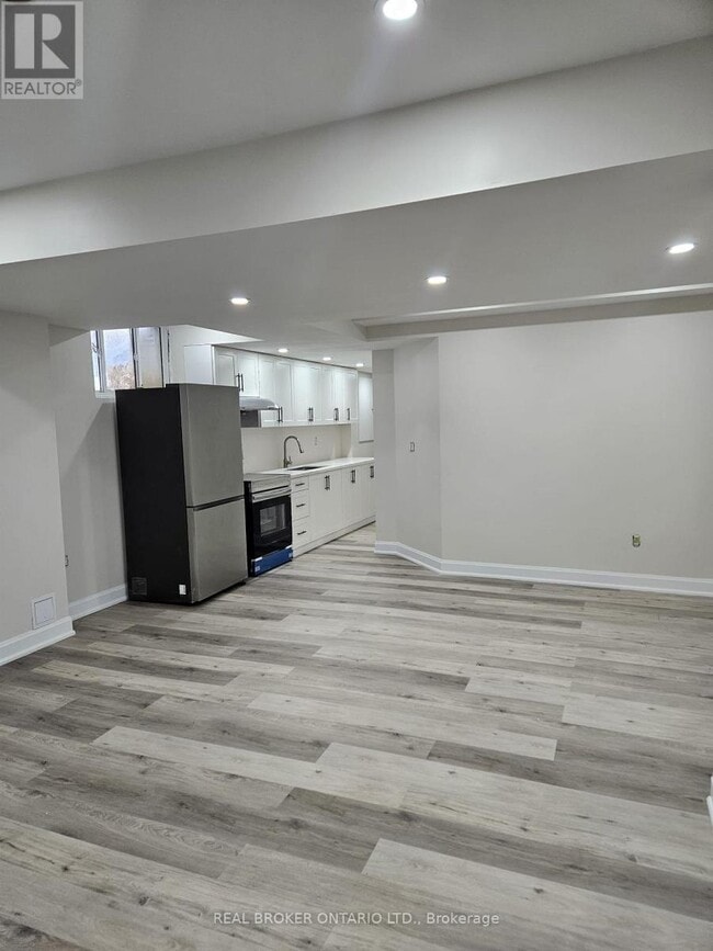 property at 63 Hildred St