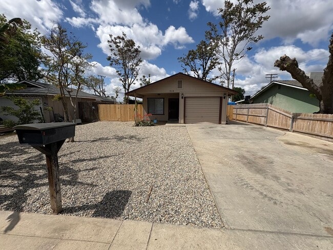 property at 514 N Summers St