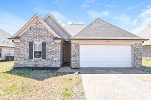9357 Acadia Pl in Cordova, TN - Building Photo