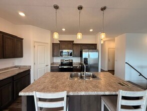 16915 Nebraska Ave in Omaha, NE - Building Photo - Building Photo