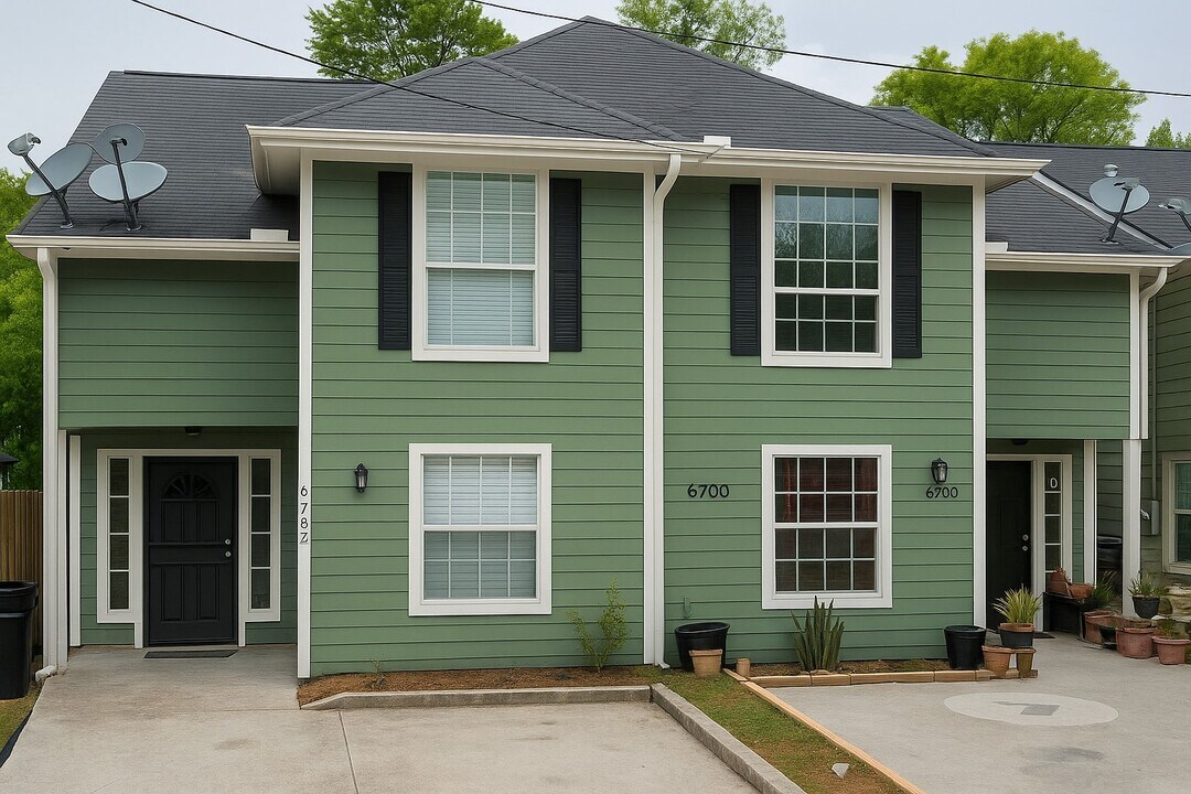 4611 Knoxville St in Houston, TX - Building Photo