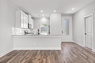 1816 Jeanine Dr in Anna, TX - Building Photo - Building Photo