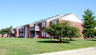 Apartments For Rent In 46176 Shelbyville Loper Commons Apartments