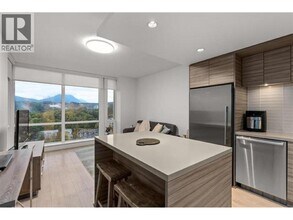 1550 Fern St in North Vancouver, BC - Building Photo - Building Photo