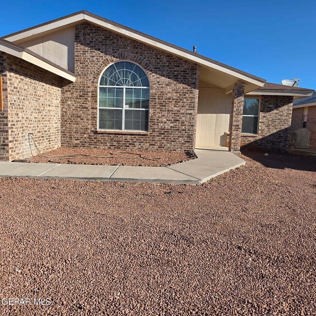 property at 14453 Desierto Bueno Ave