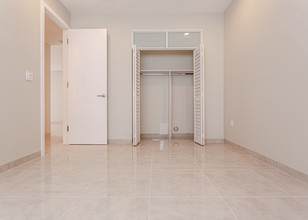 800 Capri in Coral Gables, FL - Building Photo - Interior Photo