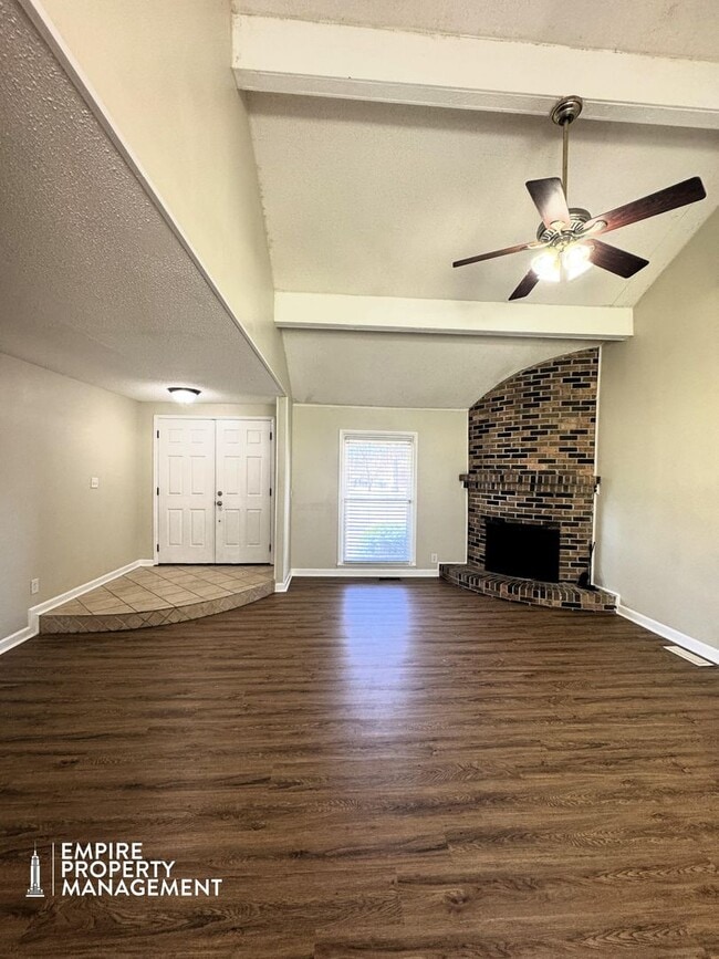 8807 Bailey Cove Rd SE in Huntsville, AL - Building Photo - Building Photo