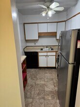 7420 Lakeview Dr, Unit 207 in Bethesda, MD - Foto de edificio - Building Photo