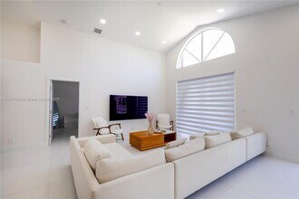 649 SW 168th Way in Pembroke Pines, FL - Building Photo - Building Photo
