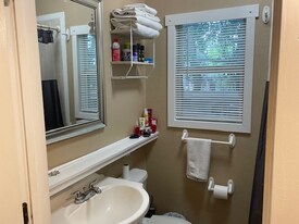 9992 FM1283 in Lakehills, TX - Building Photo