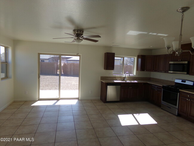 3165 N Greg Dr in Prescott Valley, AZ - Building Photo - Building Photo