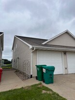 725 N James Ave, Unit A in Tea, SD - Building Photo