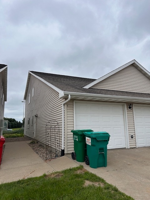 725 N James Ave, Unit A in Tea, SD - Foto de edificio